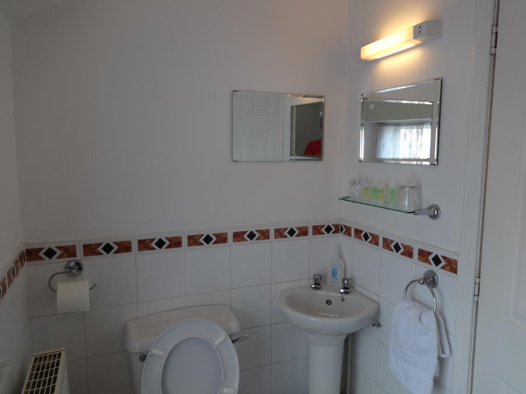 Dumfries Villa Room photo